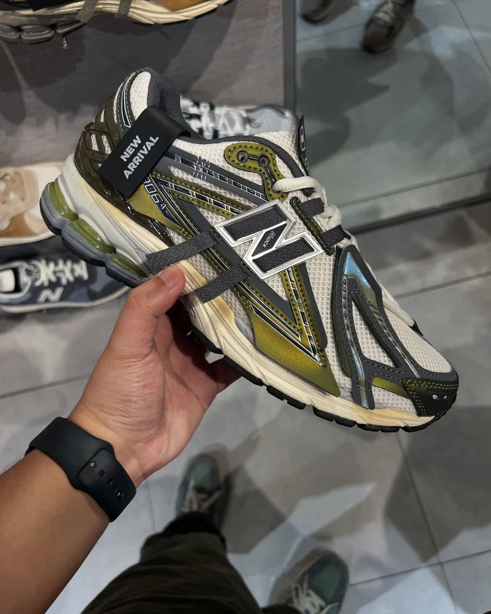 New Balance 1906A Olive Juice Sea Salt
